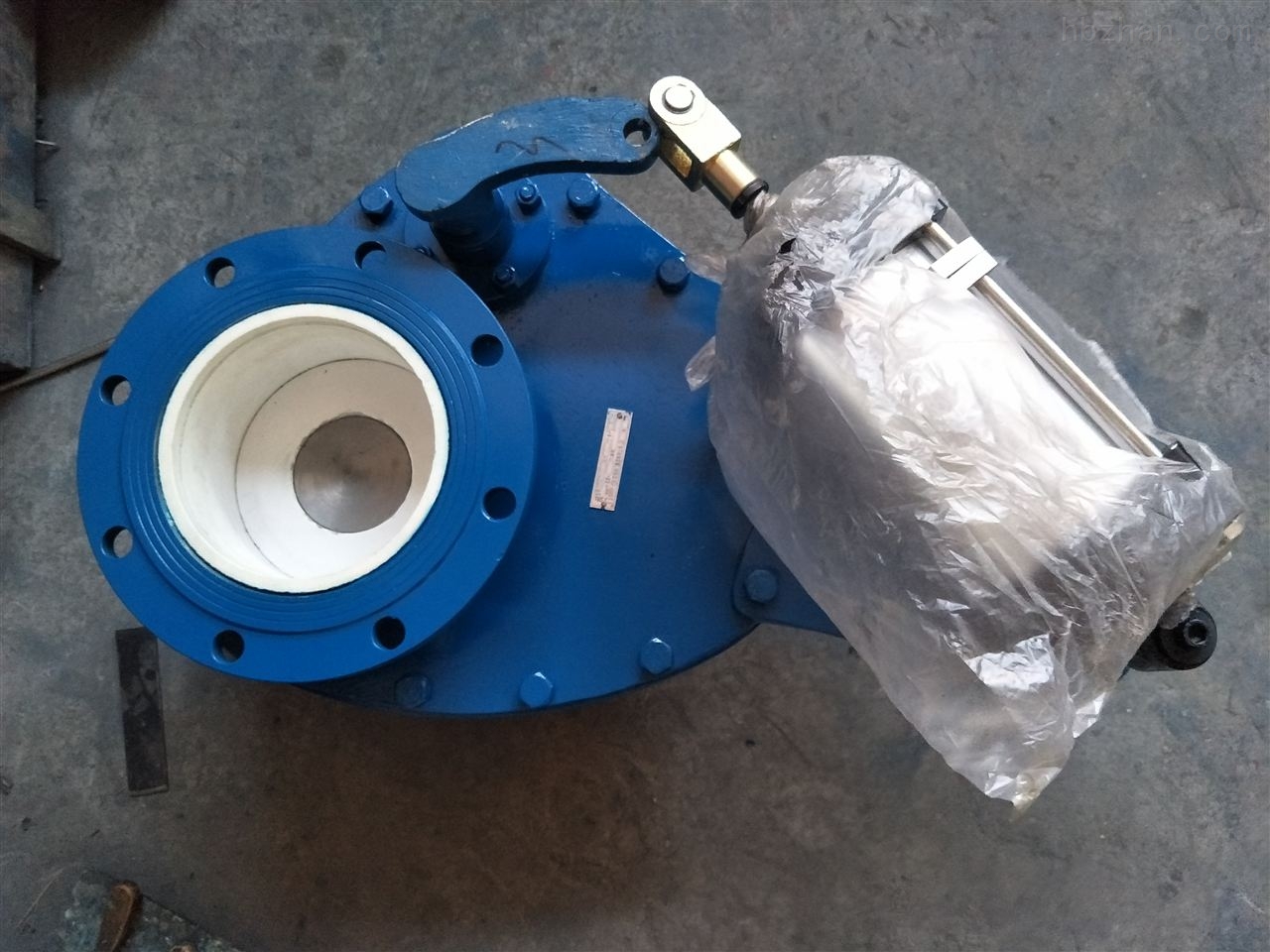 bz643tc-10c-气动陶瓷摆动式进料阀